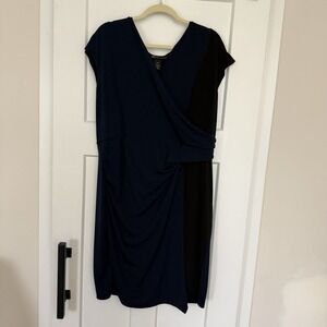 Lane Bryant NavyBlackSleeveless V-Neck Dress With Ruched Side Details Size 18/20